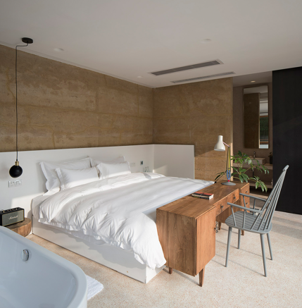 9B - Cuarto Hotel